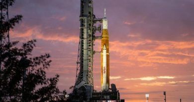 Launch ticket sales for Artemis lunar mission crash NASA website